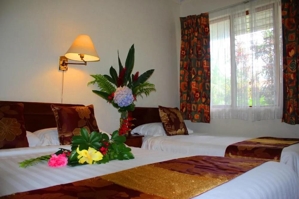 Hotel Ecological Inn San José Buitenkant foto